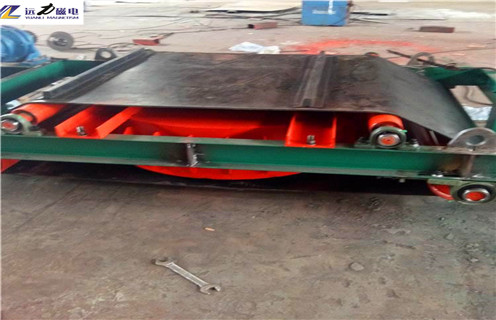 自卸式皮带电磁除铁器，天津RCDD-12自卸式皮带电磁除铁器电流_天津RCDD-12自卸式皮带电磁除铁器厂家配件_型号及工作视频