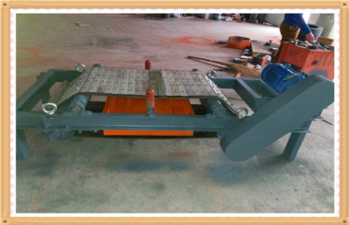 永磁自卸式除铁器,上海永磁自卸式除铁器价格及安装高度要求_上海永磁自卸式除铁器价格设备不卸料怎么回事,如何清理及接线 永磁自卸式除铁器,上海永磁自卸式除铁器价格及安装高度要求_上海永磁自卸式除铁器价格设备不卸料怎么回事,如何清理及接线